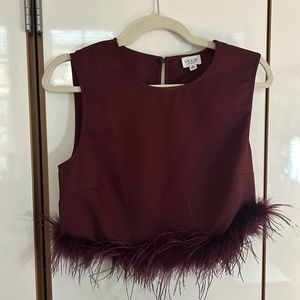 Garnet Feathered Top M